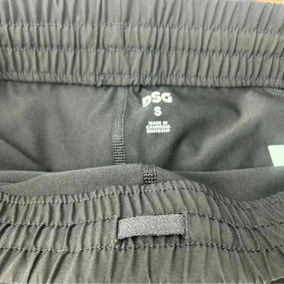 DSG SKORT WOMENS SMALL STRIDE PURE BLACK SMALL ATHLETIC TENNIS GOLF ACTIVEWEAR - Picture 2 of 12
